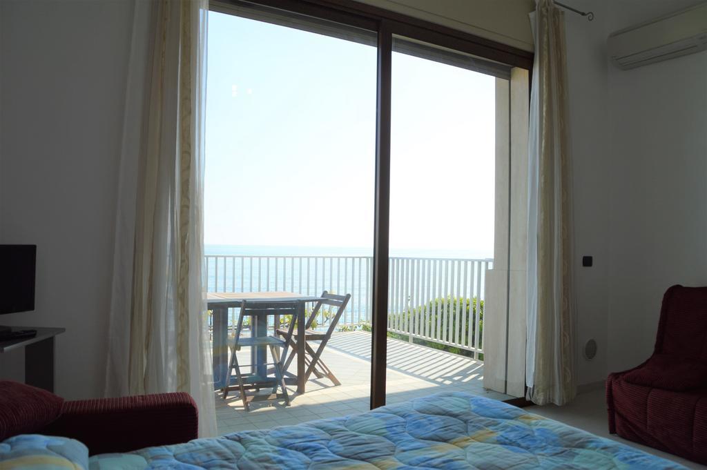 Riva Beach Apartment Riva Ligure Zewnętrze zdjęcie